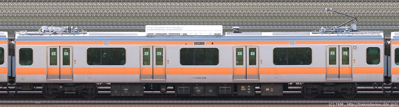 モハE233形600番台(A)の側面写真